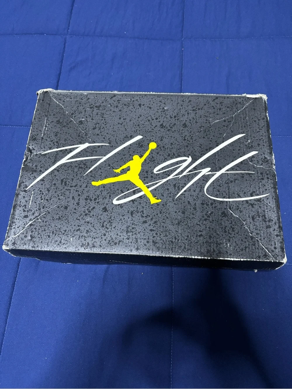 Jordan 4 Retro Thunder 2023 Size 11
